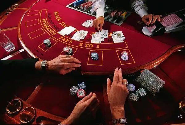 Roulette ဘီးလည်ကာစီနိုဂိမ်း